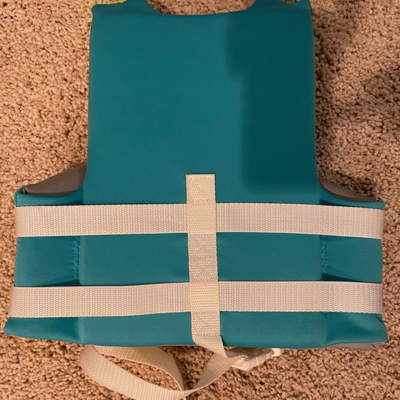 Life Jacket - Picture 5 of 7